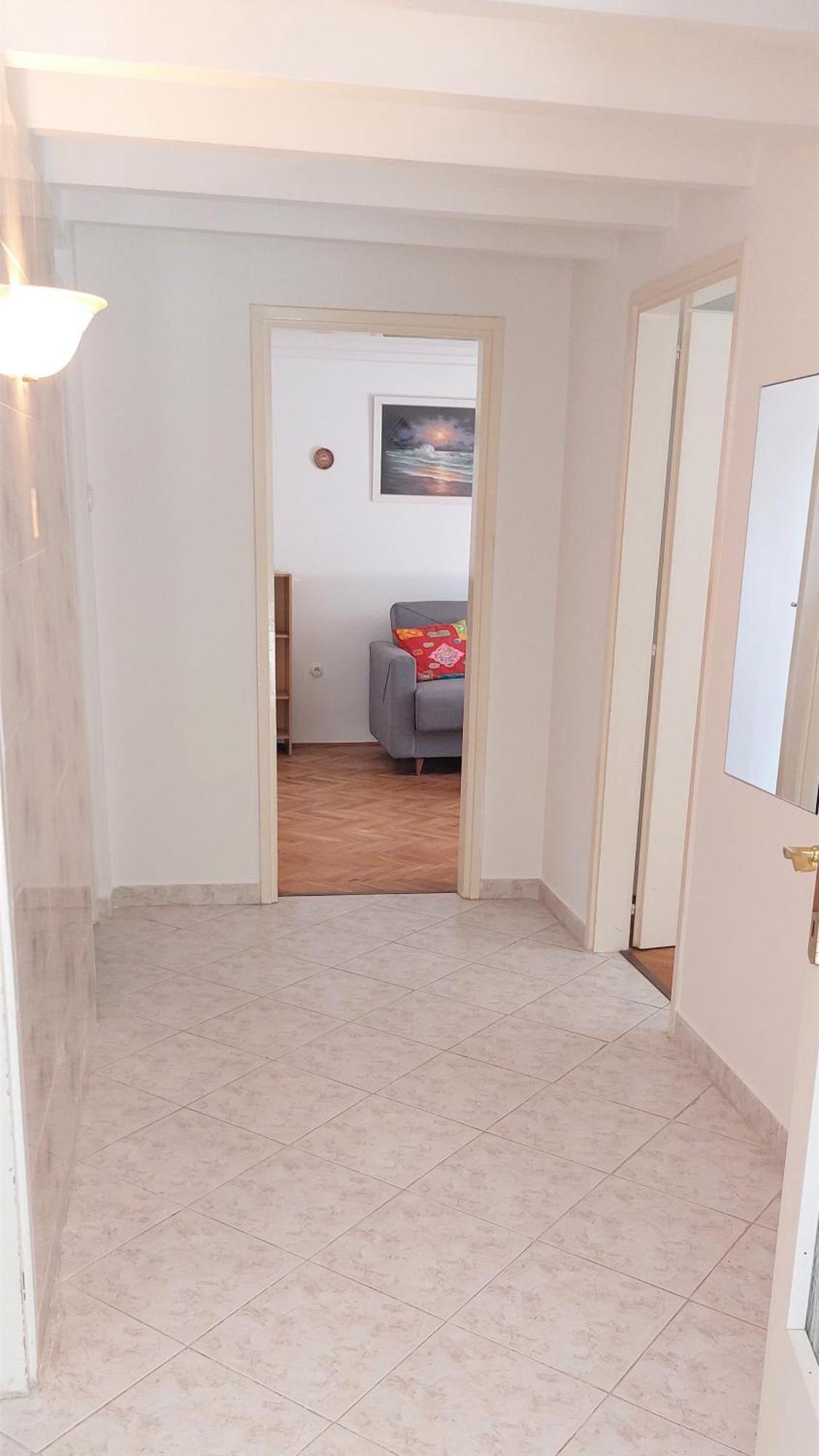 30214 - Zulich Apartment *